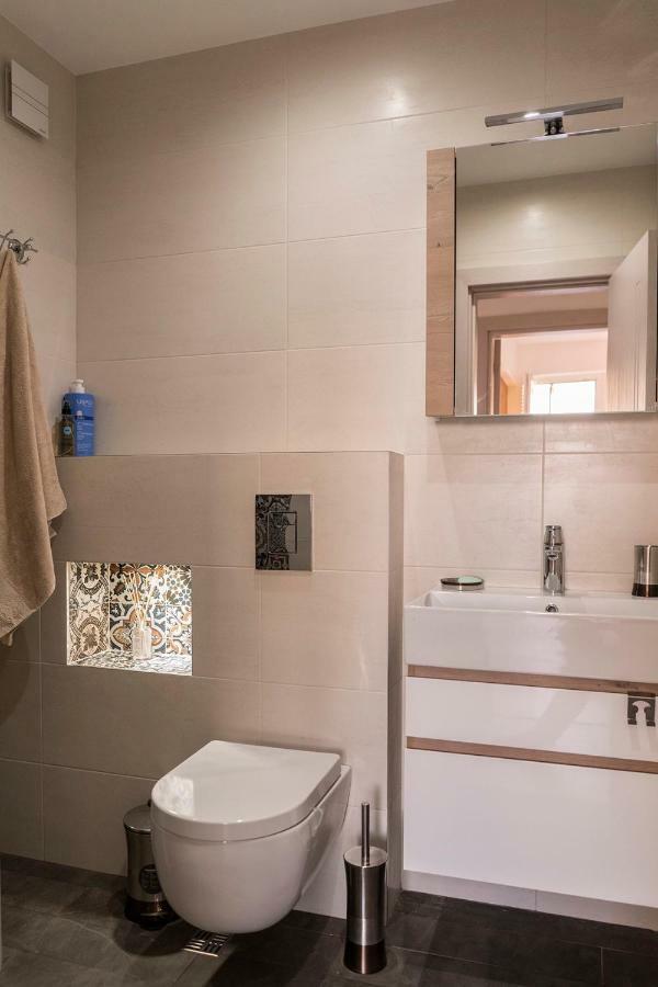 Center Apartment With Amazing View Sofia Bagian luar foto