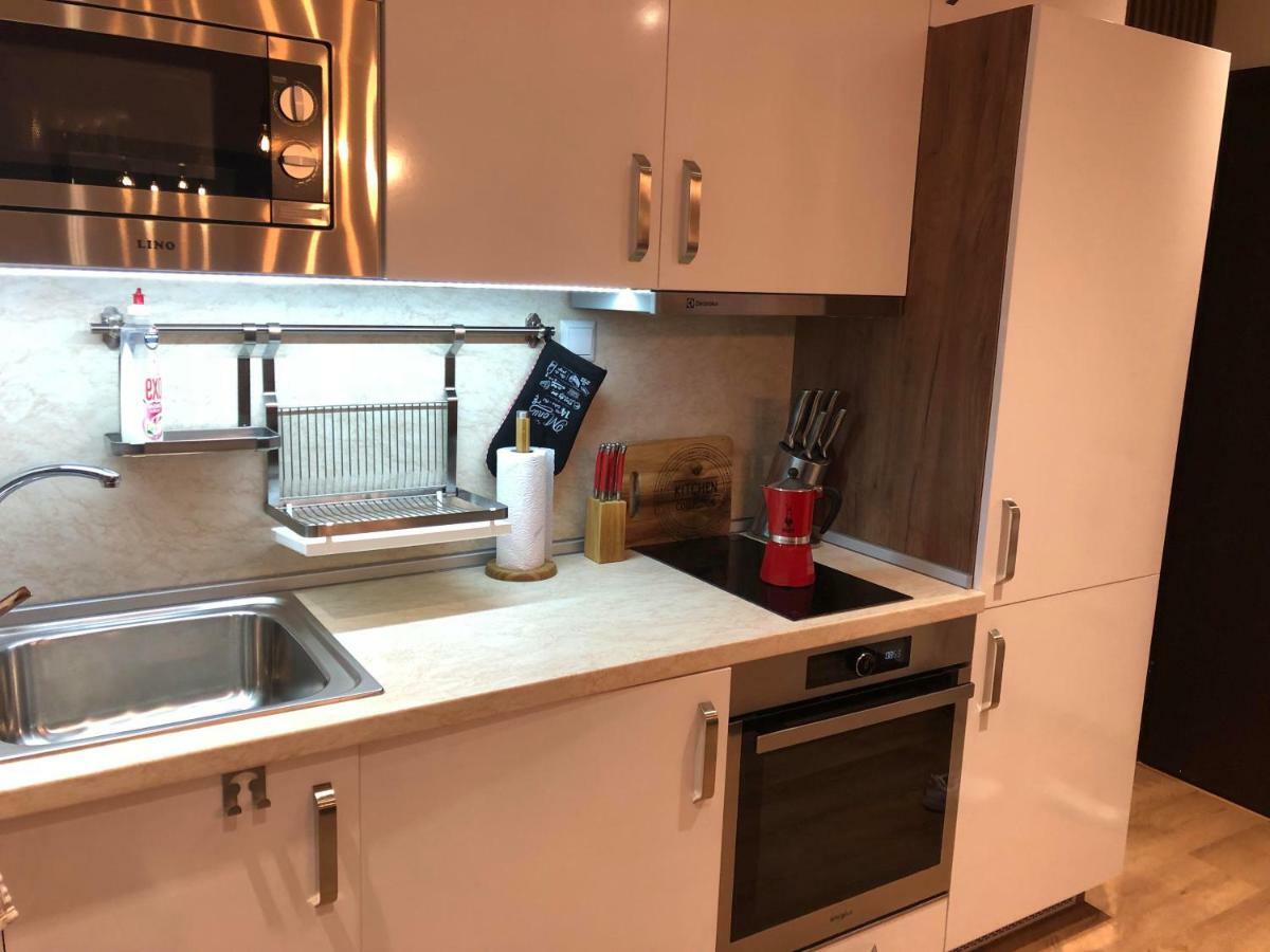 Center Apartment With Amazing View Sofia Bagian luar foto